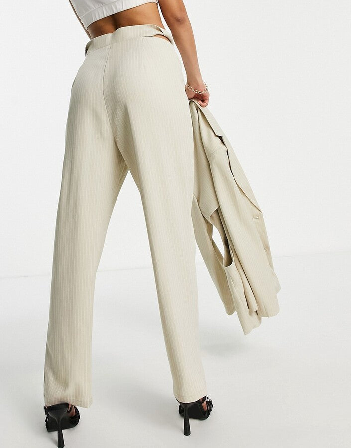 4Th Reckless Petite Twist Back Tailored Pant In Brown