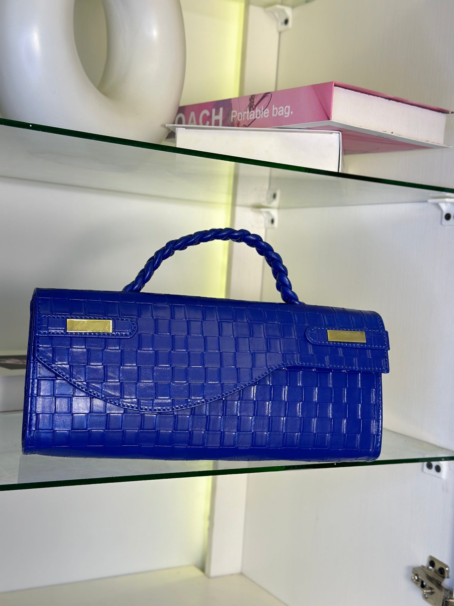 Curved Flap Bag - Azul