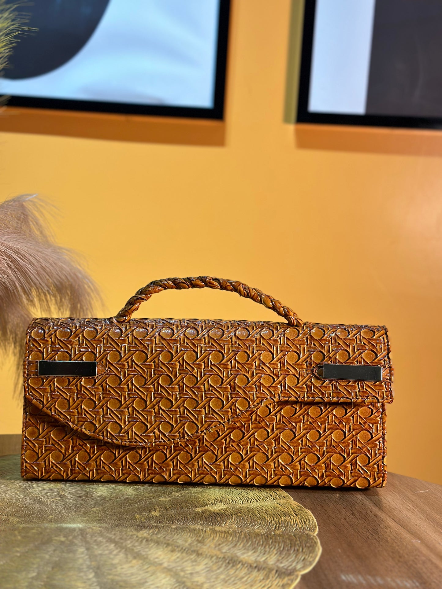 Curved Flap Bag - Joy