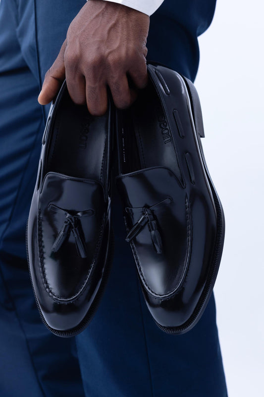 Poiseon The Kensington Tassel Loafer in Black