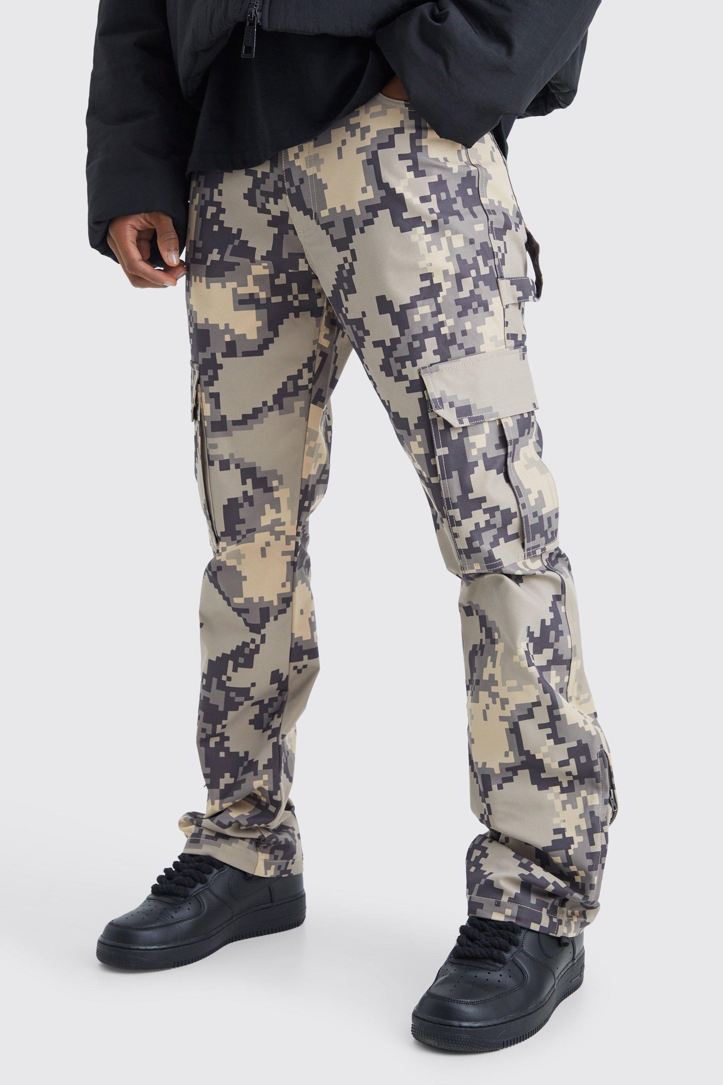 Boohooman Tall Fixed Slim Flare Gusset Pixed Camo Trouser in Grey