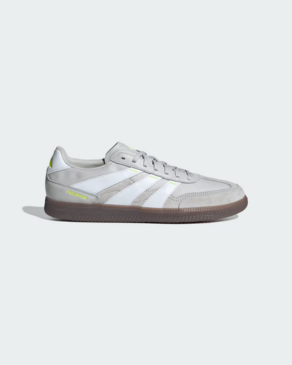 Adidas Predator Freestyle Football/Soccer Sneaker