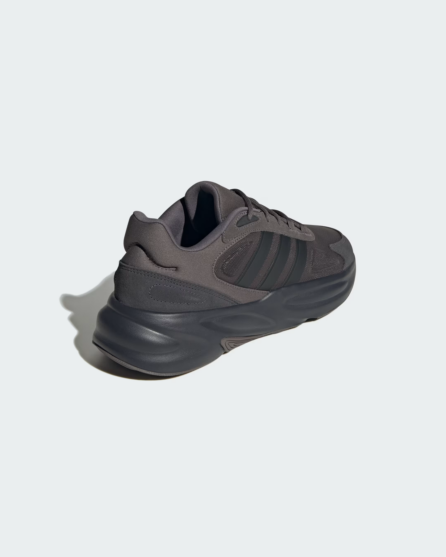 Adidas Ozelle Running Course A Pied Sneaker