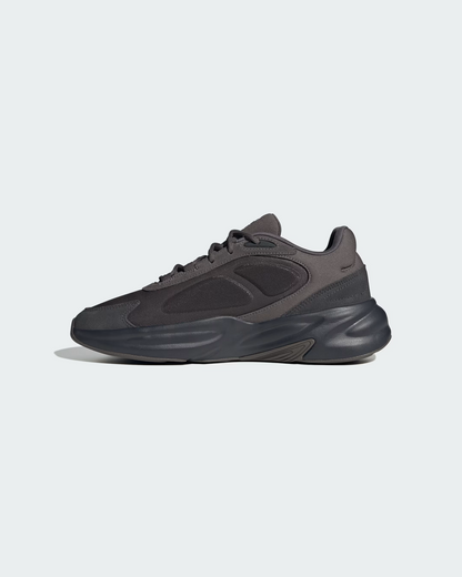 Adidas Ozelle Running Course A Pied Sneaker