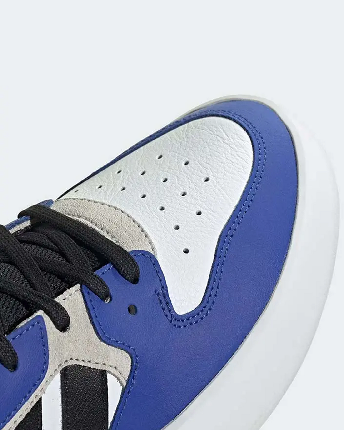Adidas Court 24 Sneaker
