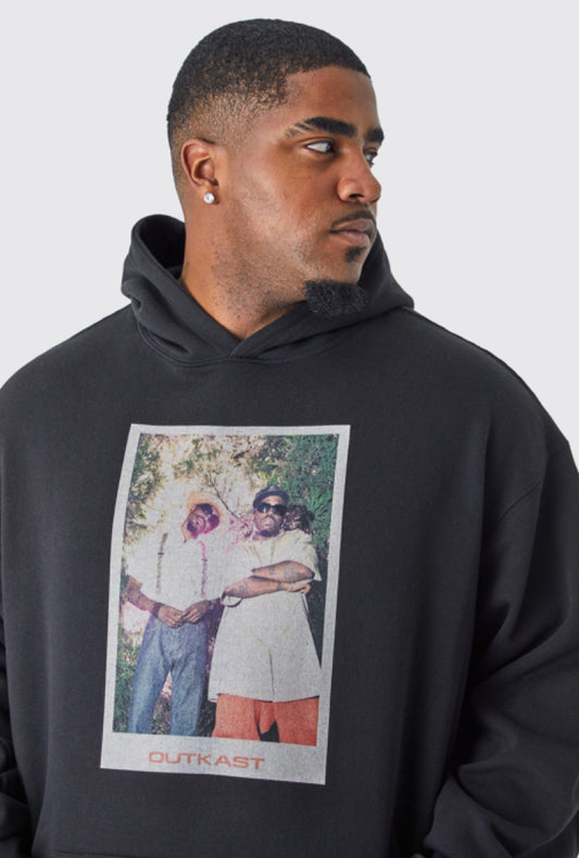 Plus outkast license hoodie in black
