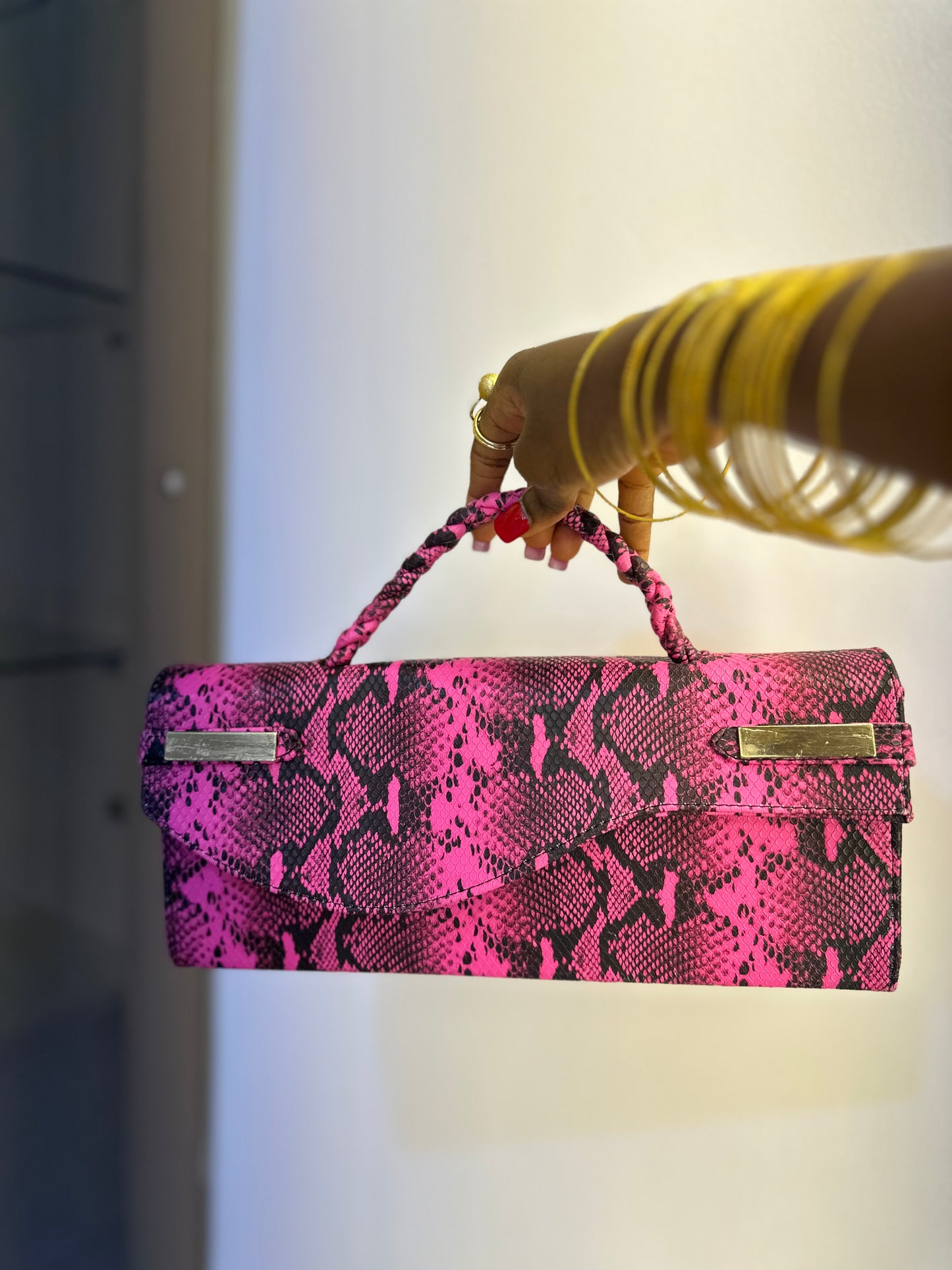 Snake Skin Curved Flap Bag - Victoria