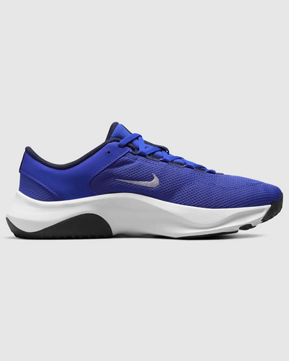 Nike Legend Sneaker