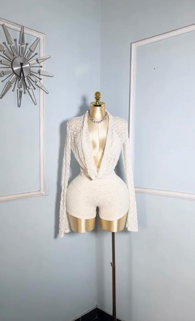 Off White Lace 3pc Set