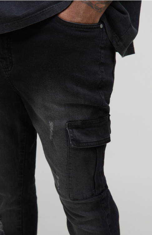 Plus skinny stretch rip repair cargo jean in black