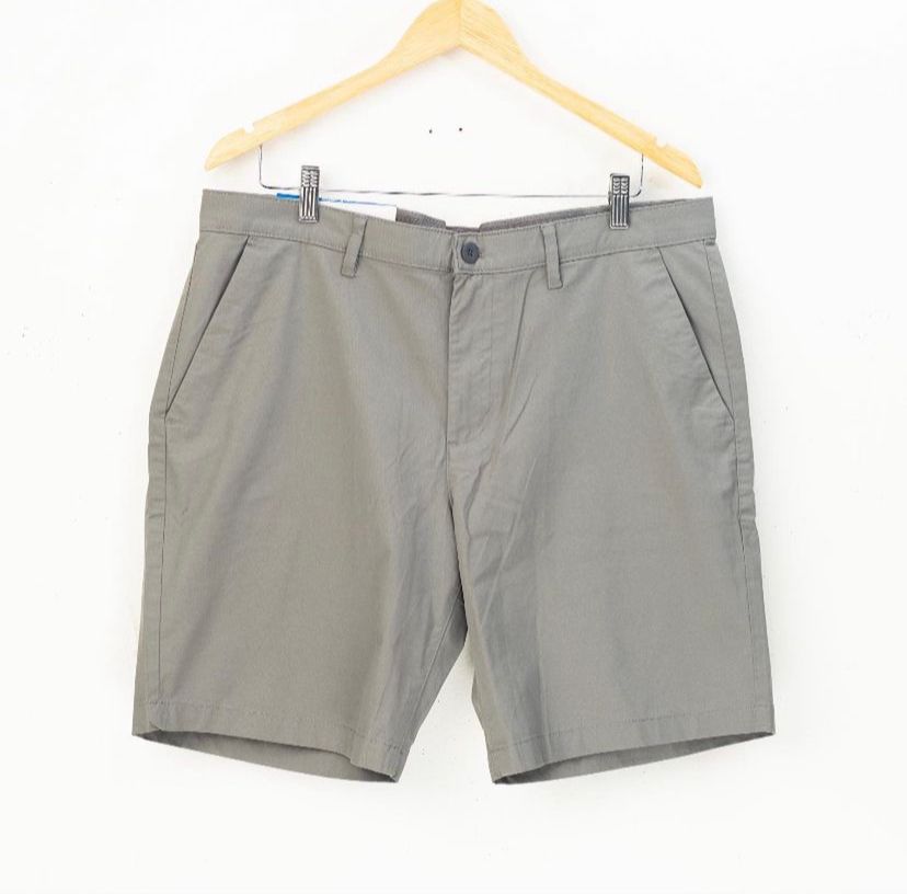 ENGLISH LAUNDRY WAY BASIC SHORT IN GREY