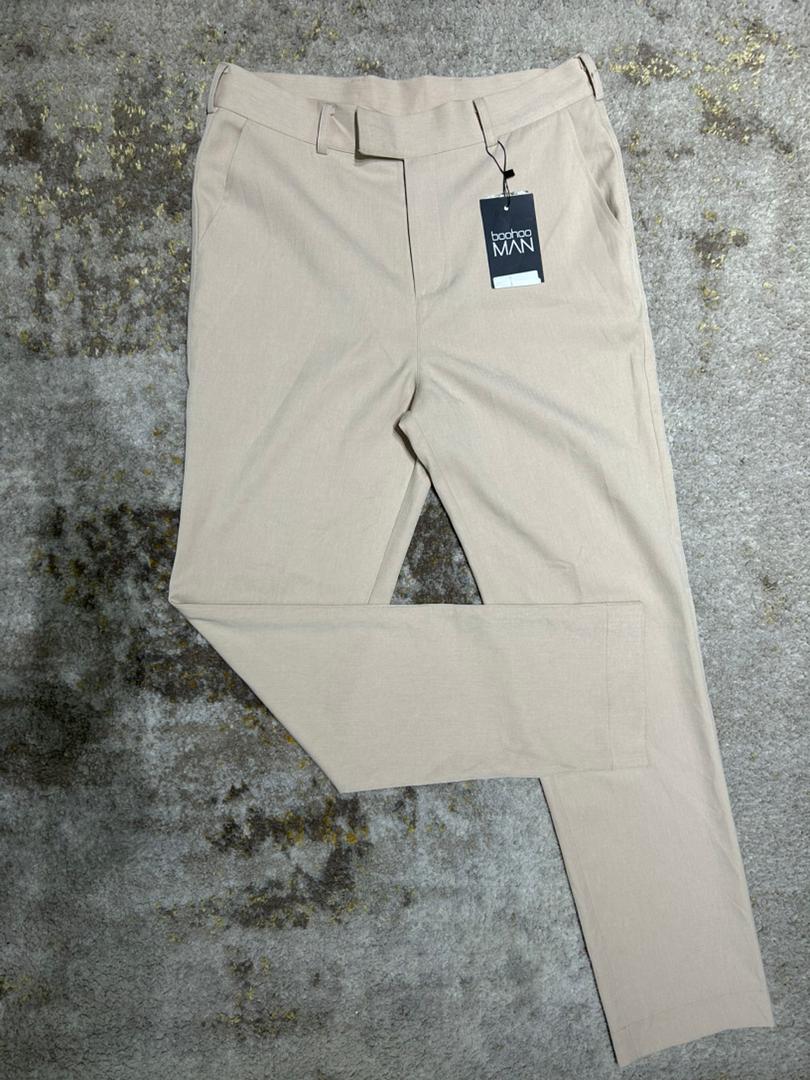 Boohooman Straight fixed waist tailored check trouser in brown