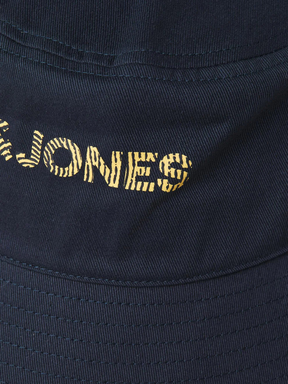 JACADRIAN BUCKET HAT